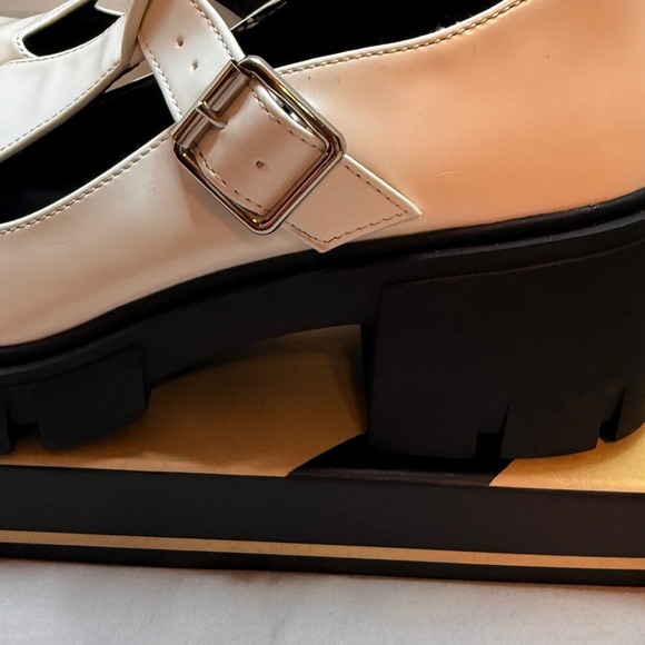 Madden Girl Haddie Platform Mary Jane Sz 7.5 - Picture 9 of 11